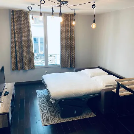 Hr Place Clichy - Moulin Rouge Apartamento Paris